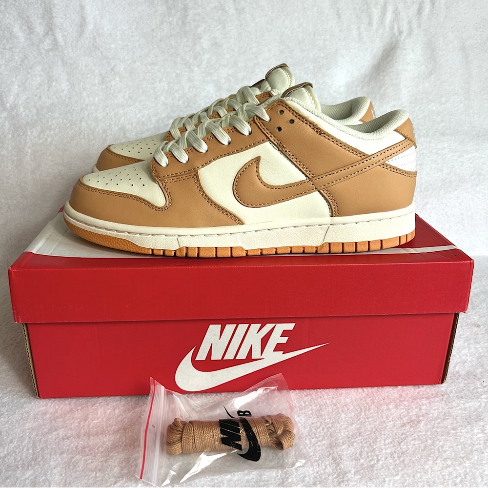 Women Nike Dunk Low white rice orange size 9 Brand new